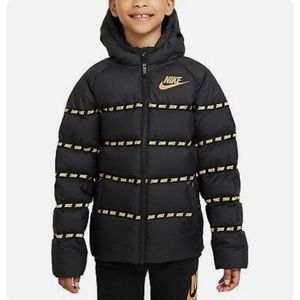 NEW Nike Black Puffer Jacket Coat Kids Boys